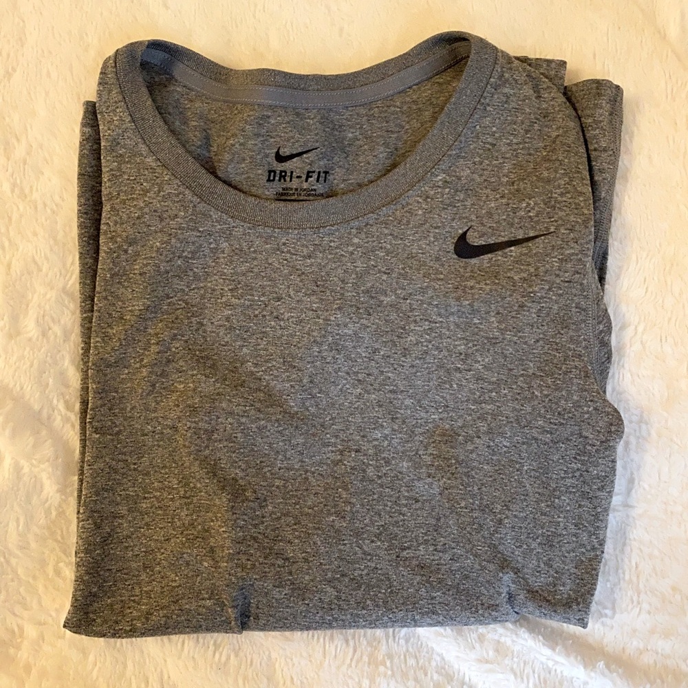 NIKE Long-sleeve T-shirt